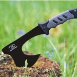 Highlander Survival Økse med Etui - Sort