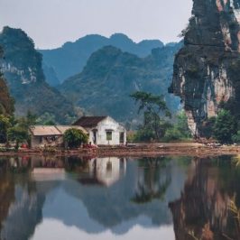 Vietnam-hus-ved-bjergene