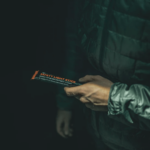 Lifesystems Glow Sticks Lysmarkører 2-pak - Orange/Grøn